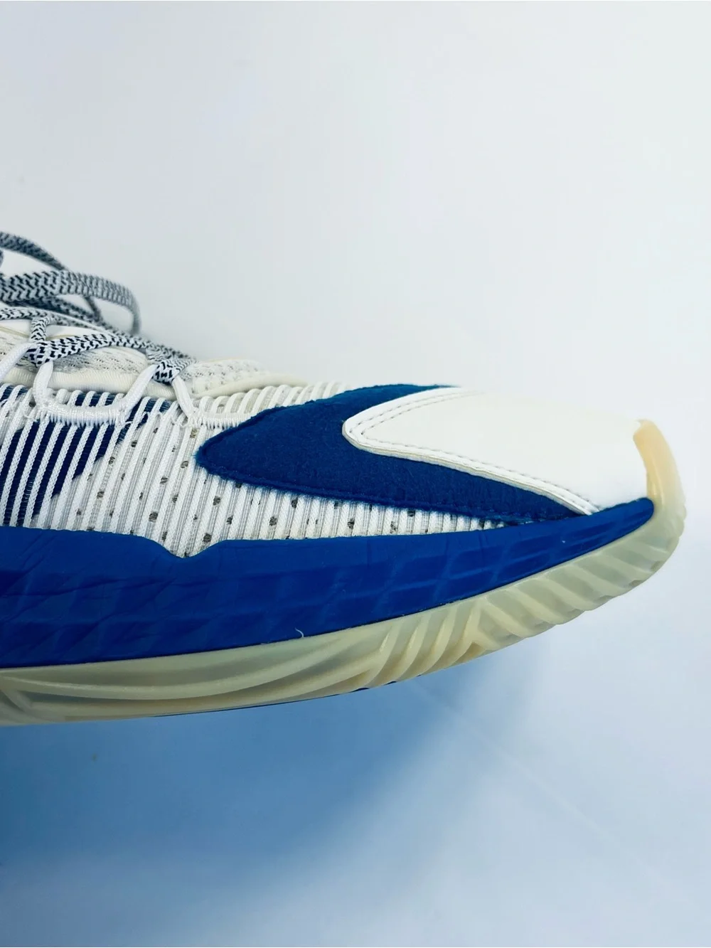 Adidas Boost Light Strike Athletic Shoes #FE9505 White Blue Men’s :10 Sneakers